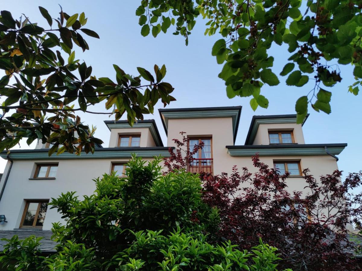 Las Casonas De Avellaneda Navia Εξωτερικό φωτογραφία
